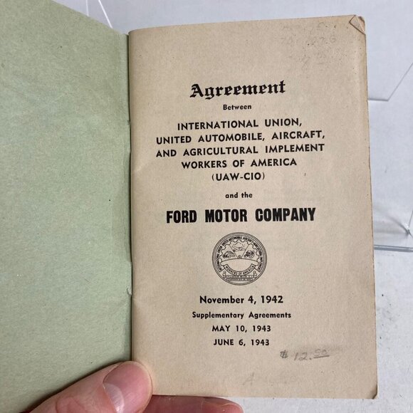RARE 1942-43 Ford Motor Company Union Agreement Book Vintage UAW Contract WWII - Picture 4 of 8
